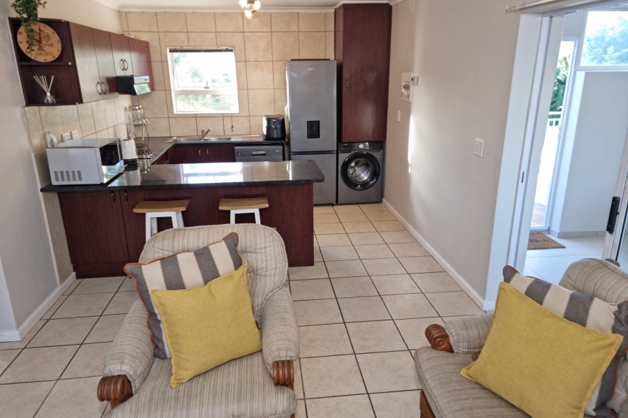To Let 2 Bedroom Property for Rent in Vredekloof East Western Cape